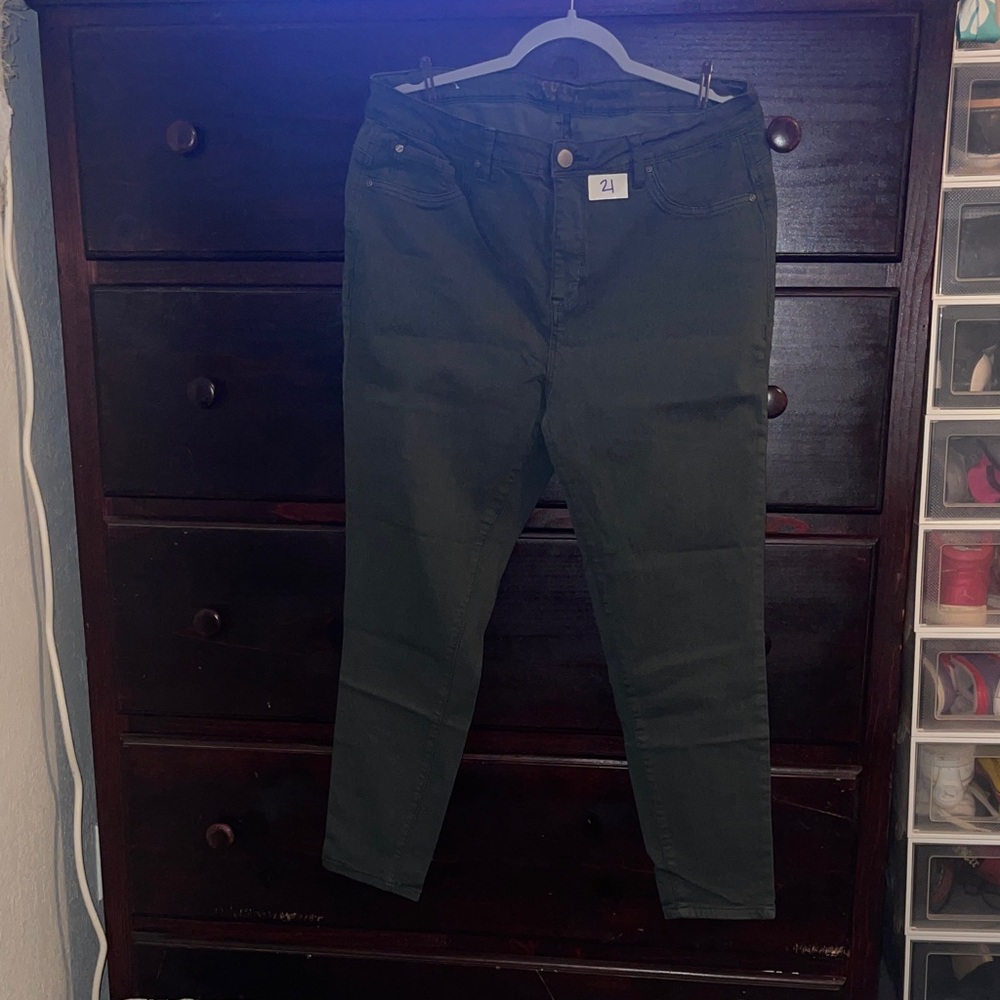 #21 - Chic Olive Skinny Jeans for Women